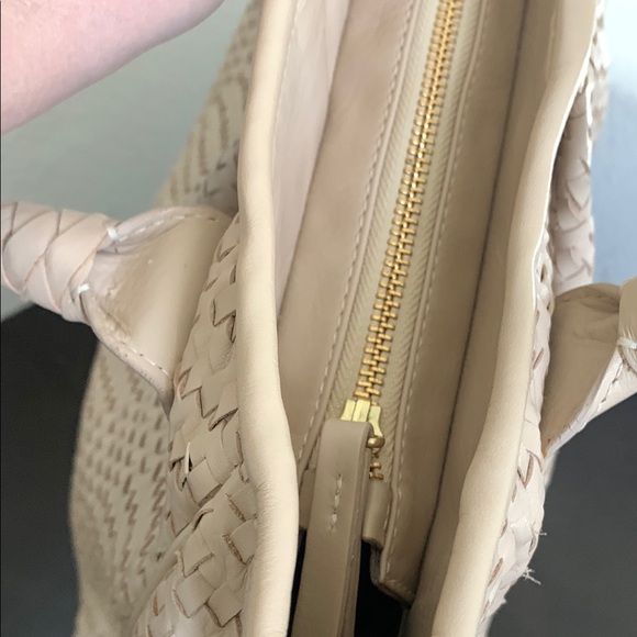 Le Tanneur Beige Woven Leather Tote - Picture 7 of 13
